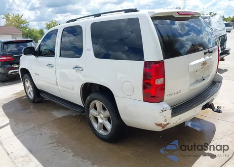2008 Chevrolet Tahoe Ltz z USA, uszkodzony, nr VIN 1GNFC13088R110070